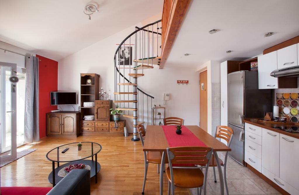 Apartamento Litorian Makarska Exterior foto